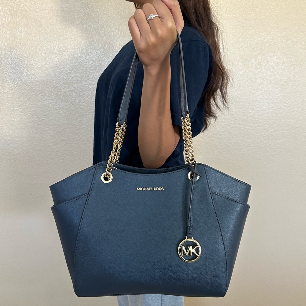 Authentic Michael Kors Leather Tote